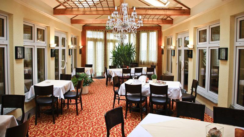 Trip Inn Kongresshotel Frankfurt-Родгау Екстериор снимка